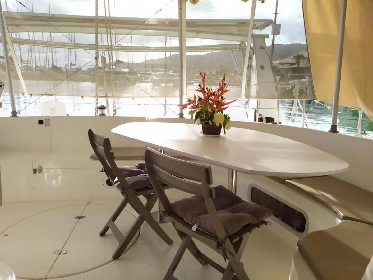 Hotel Imagine sur l'eau - 4868092 à Le Marin Extérieur photo